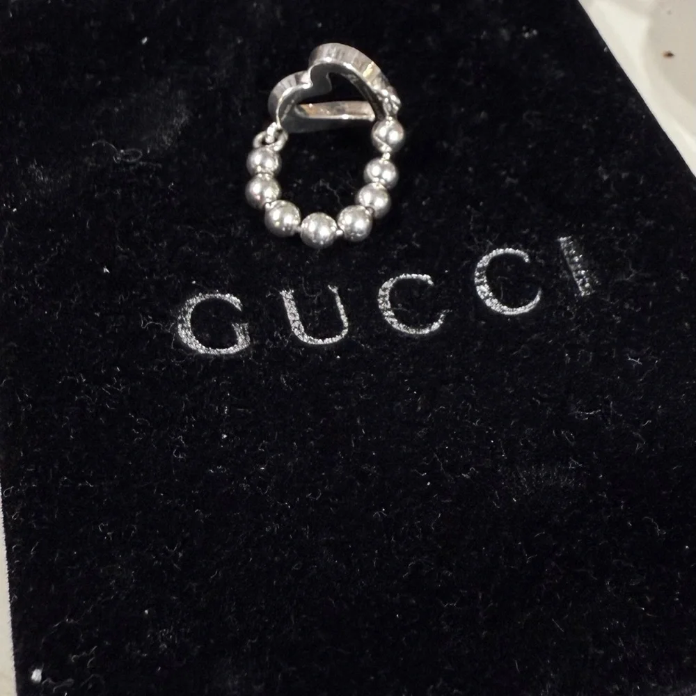 Gucci Silver 925 Heart Ring with Beaded Detail - Picture 6 of 9